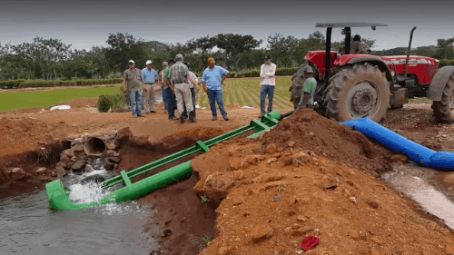 GATOR Pump demonstration in Cocle Panama GATOR Pump demonstration in Cocle Panama